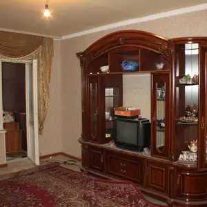 3-комн. квартира, 3 этаж, 63 м², Ҷавонӣ, бинои №9