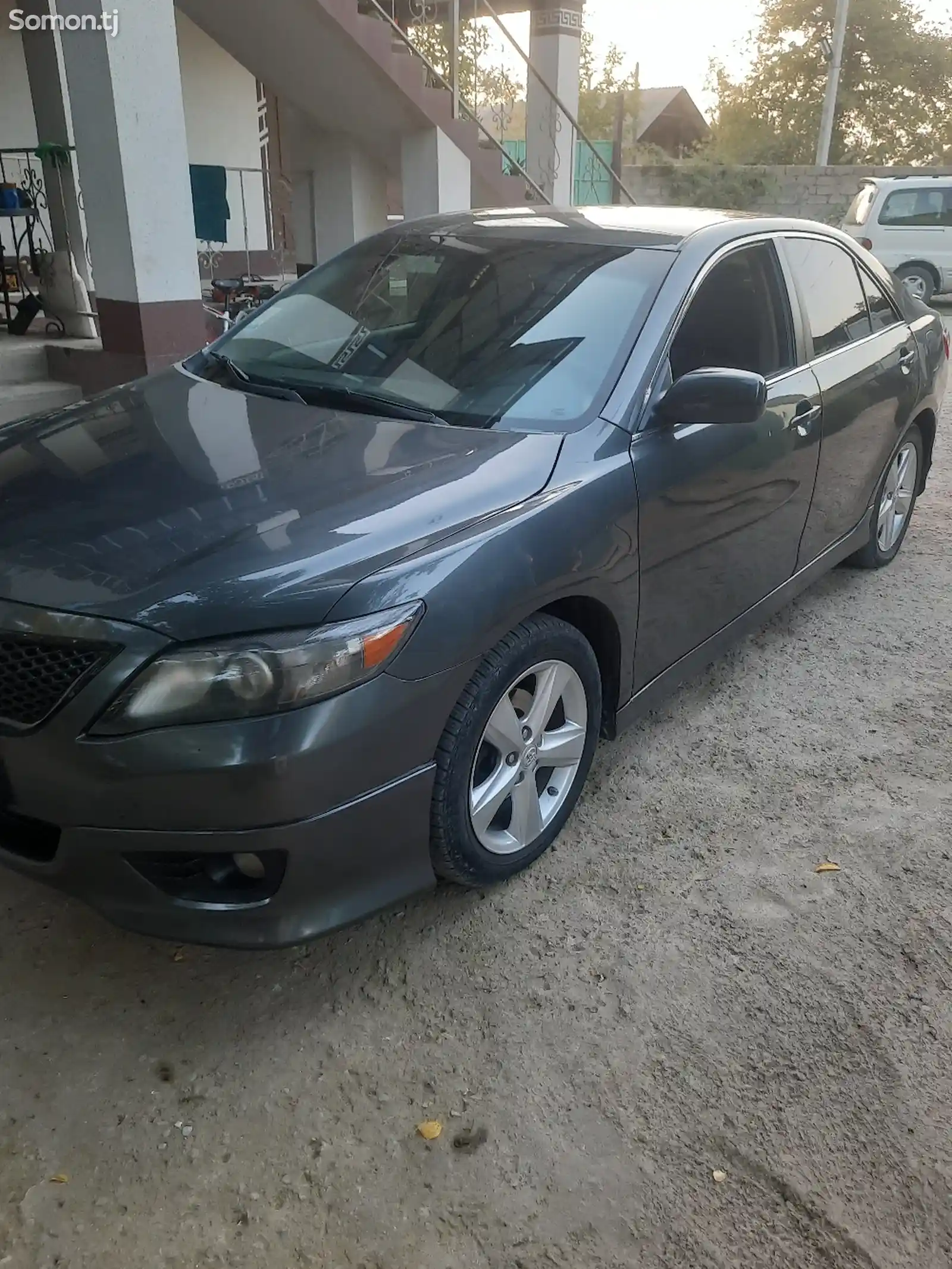 Toyota Camry, 2011-9