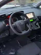 Toyota Wish, 2014-10