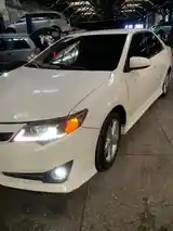 Toyota Camry, 2012-4