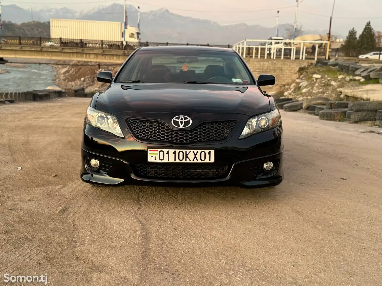 Toyota Camry, 2010-1