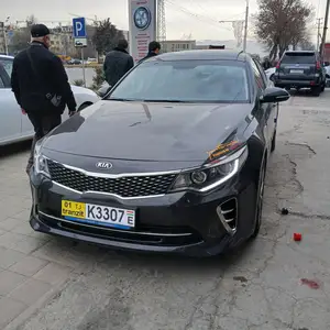 Kia K5, 2016