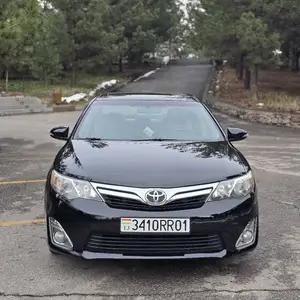 Toyota Camry, 2012