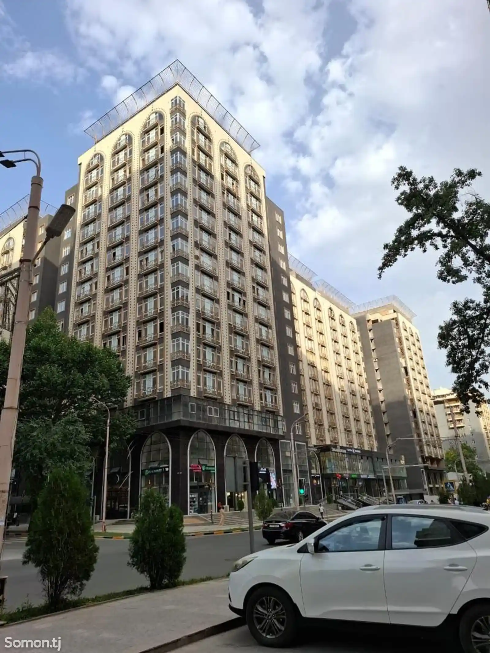 3-комн. квартира, 14 этаж, 119 м², Сомони-1