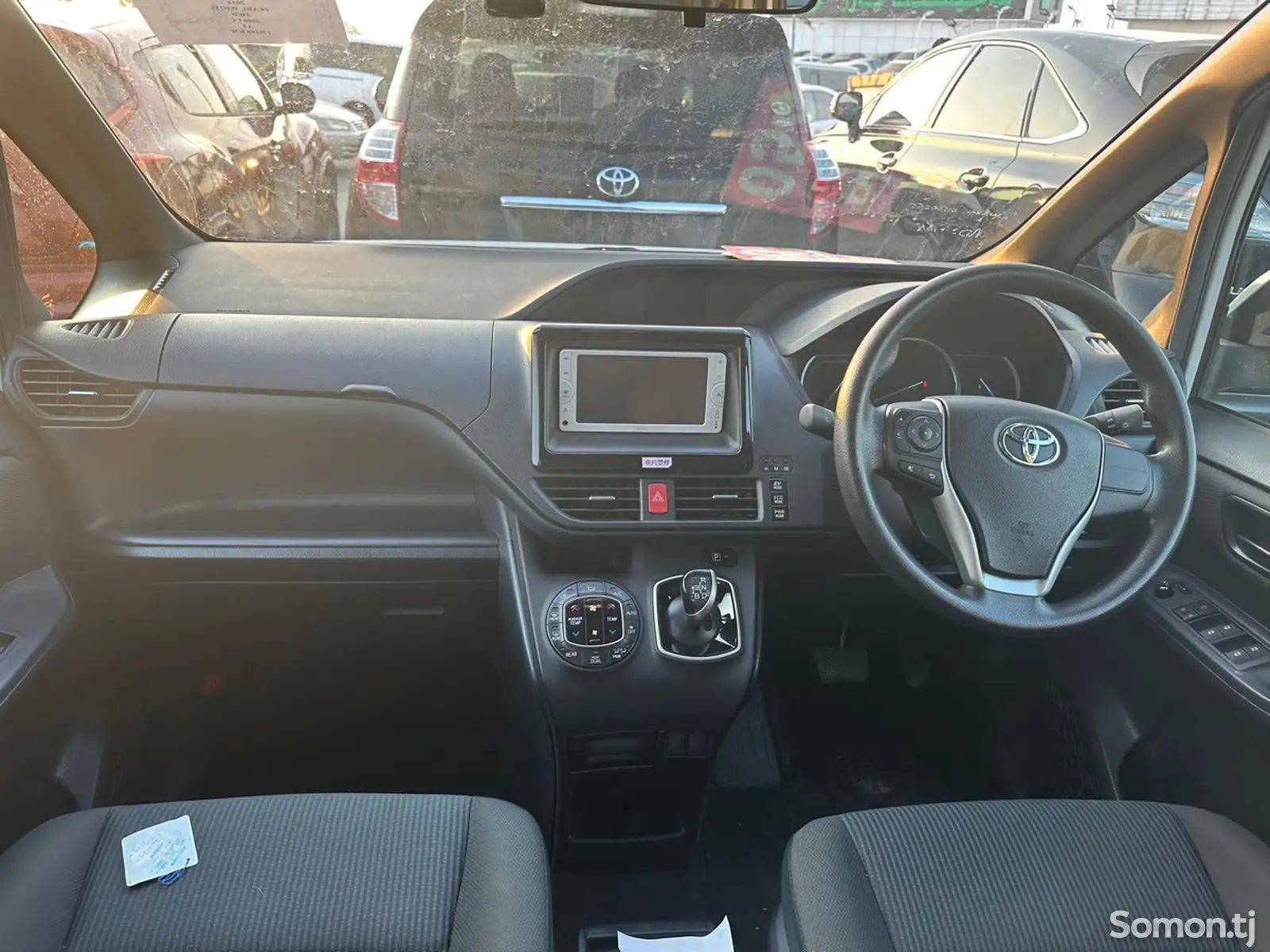 Toyota Noah, 2014-7