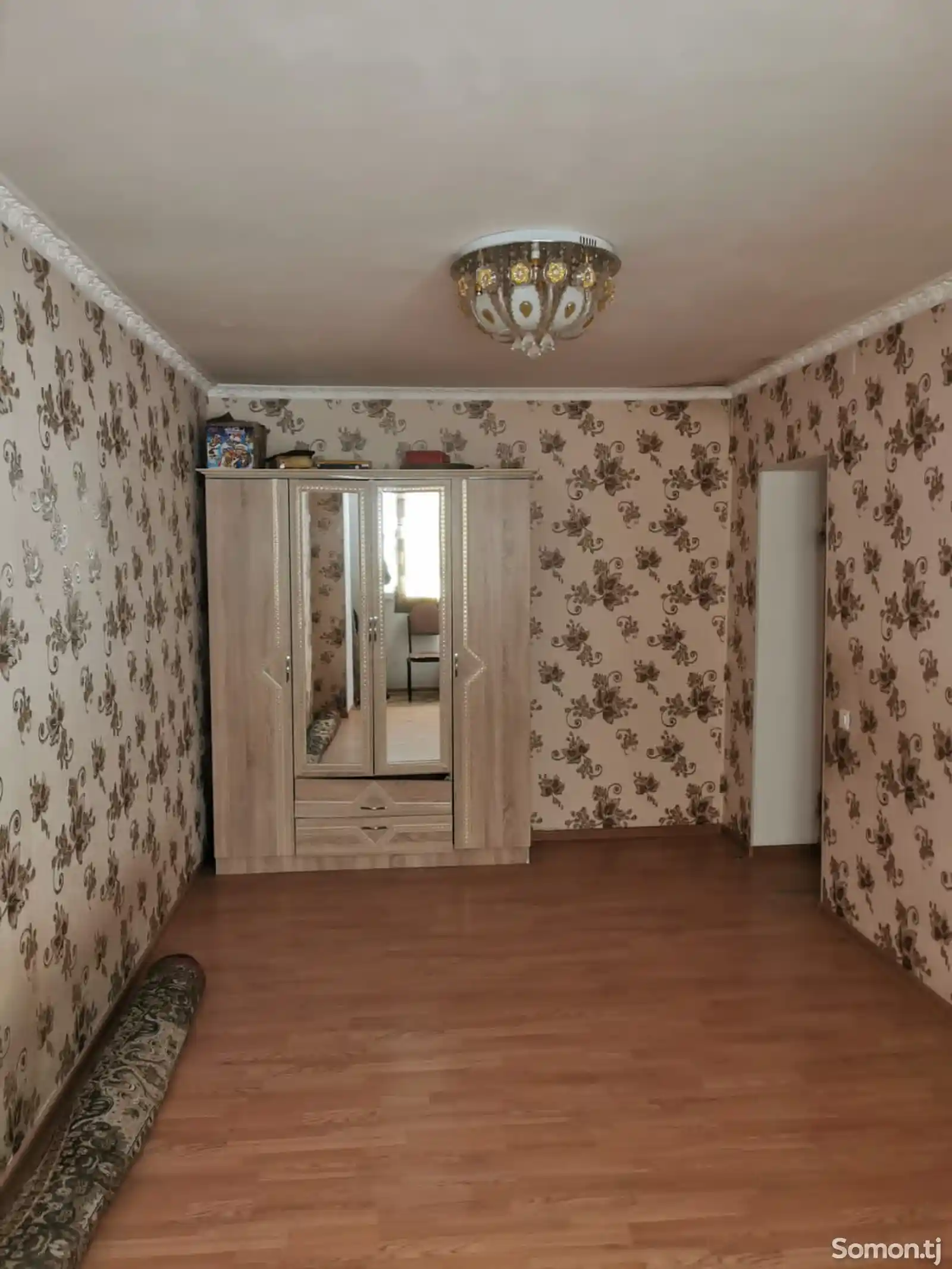 2-комн. квартира, 4 этаж, 40 м², Шараки Хиштгарон 5, Ҷ/Д Баҳор, хонаи 8-1