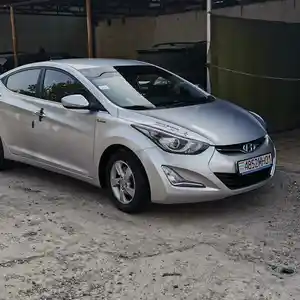 Hyundai Avante, 2015