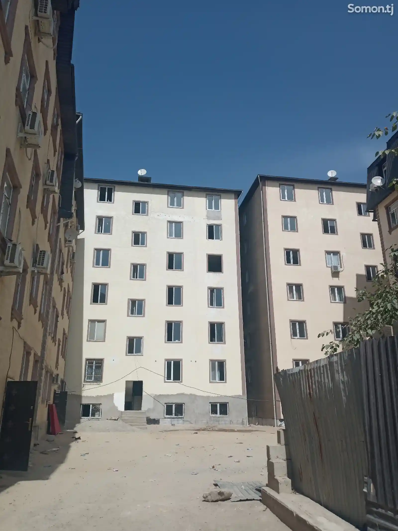 2-комн. квартира, 5 этаж, 53 м², Колхоз Россия-1