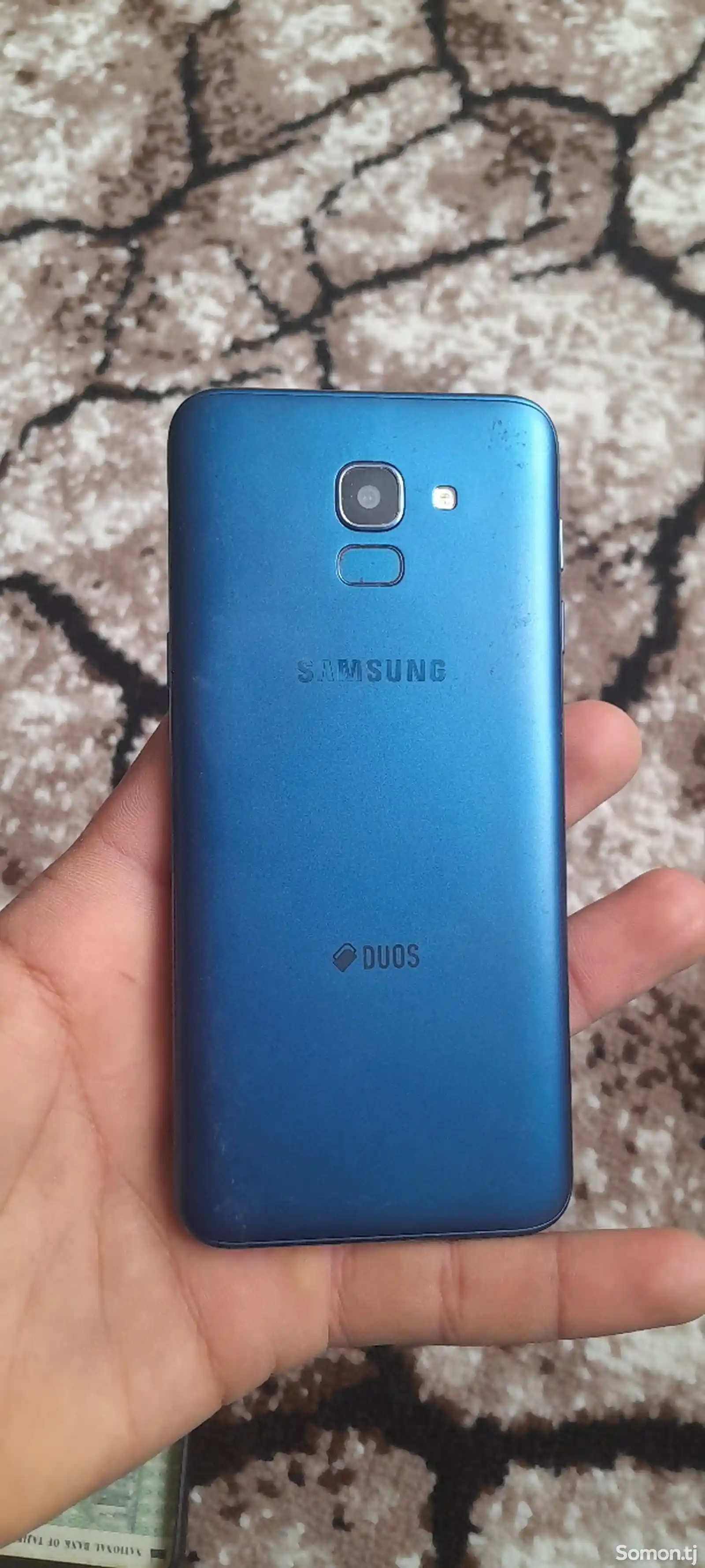 Samsung Galaxy j6-3