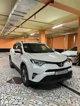 Toyota RAV 4, 2016-3