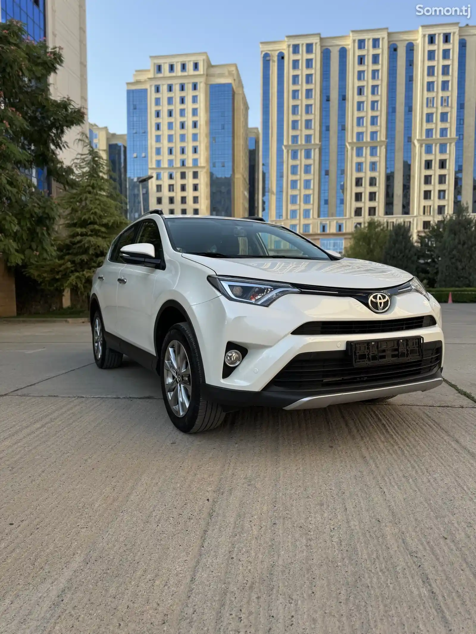 Toyota RAV 4, 2017-4