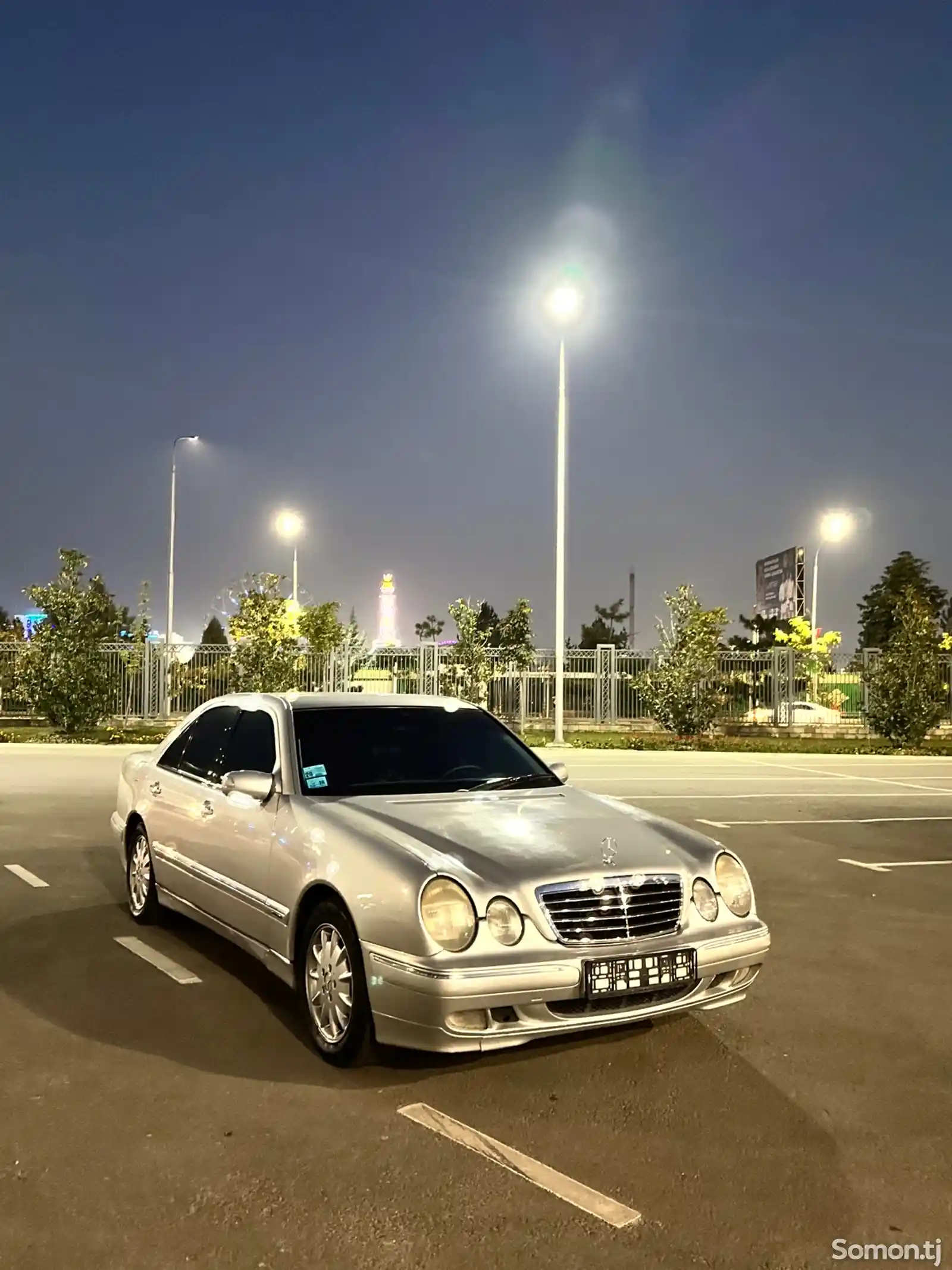 Mercedes-Benz E class, 2000-2