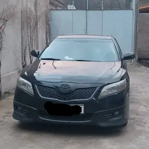 Toyota Camry, 2011