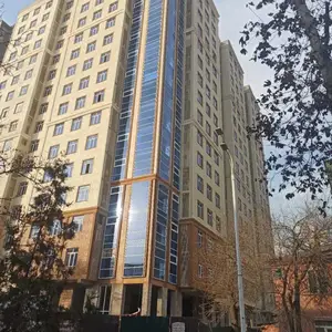 2-комн. квартира, 11 этаж, 64 м², фирдавси