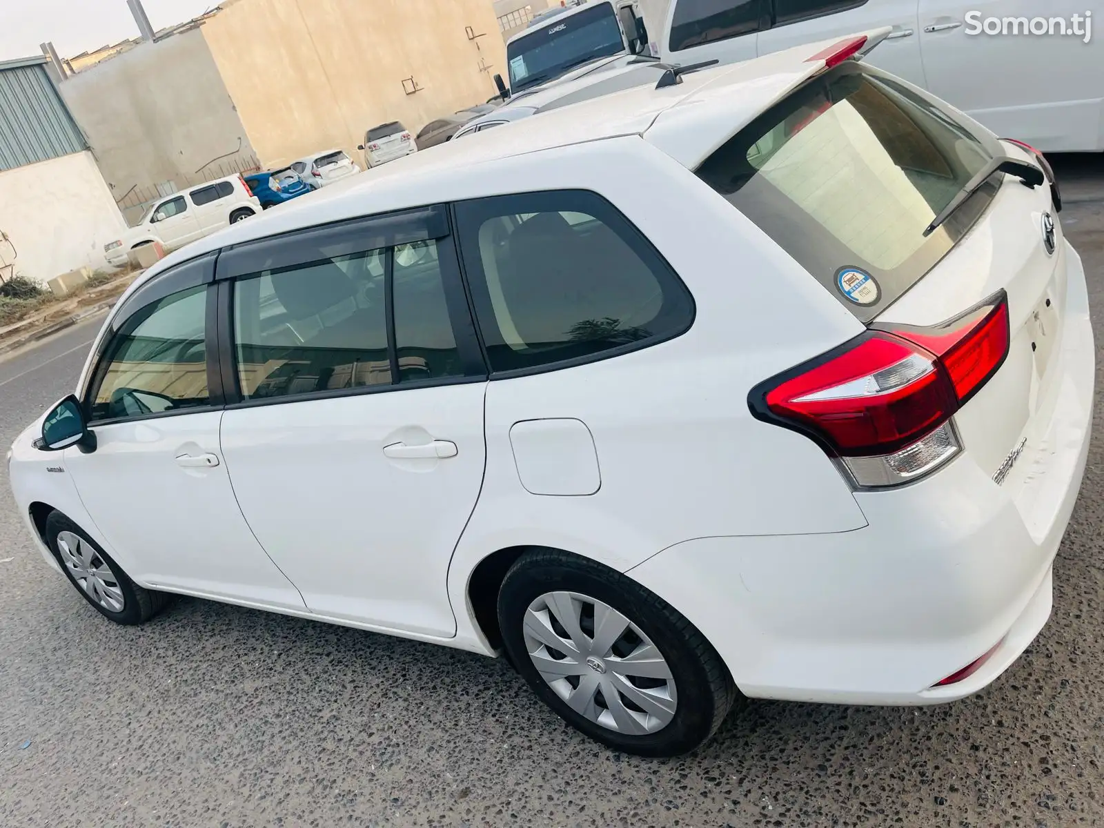 Toyota Fielder, 2015-1