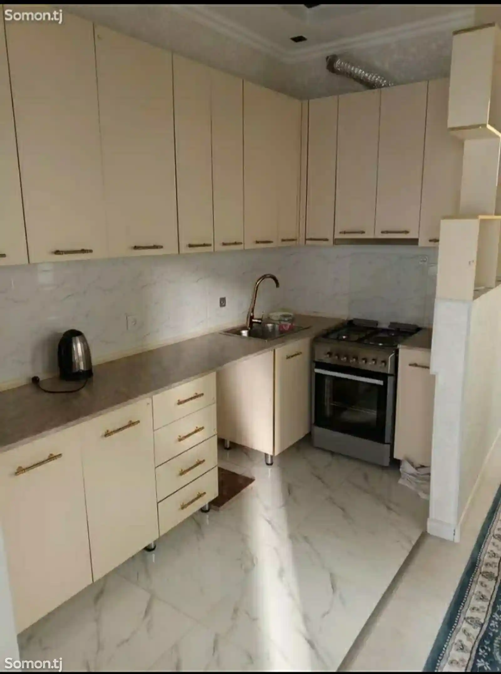 2-комн. квартира, 3 этаж, 64м², Овир-5