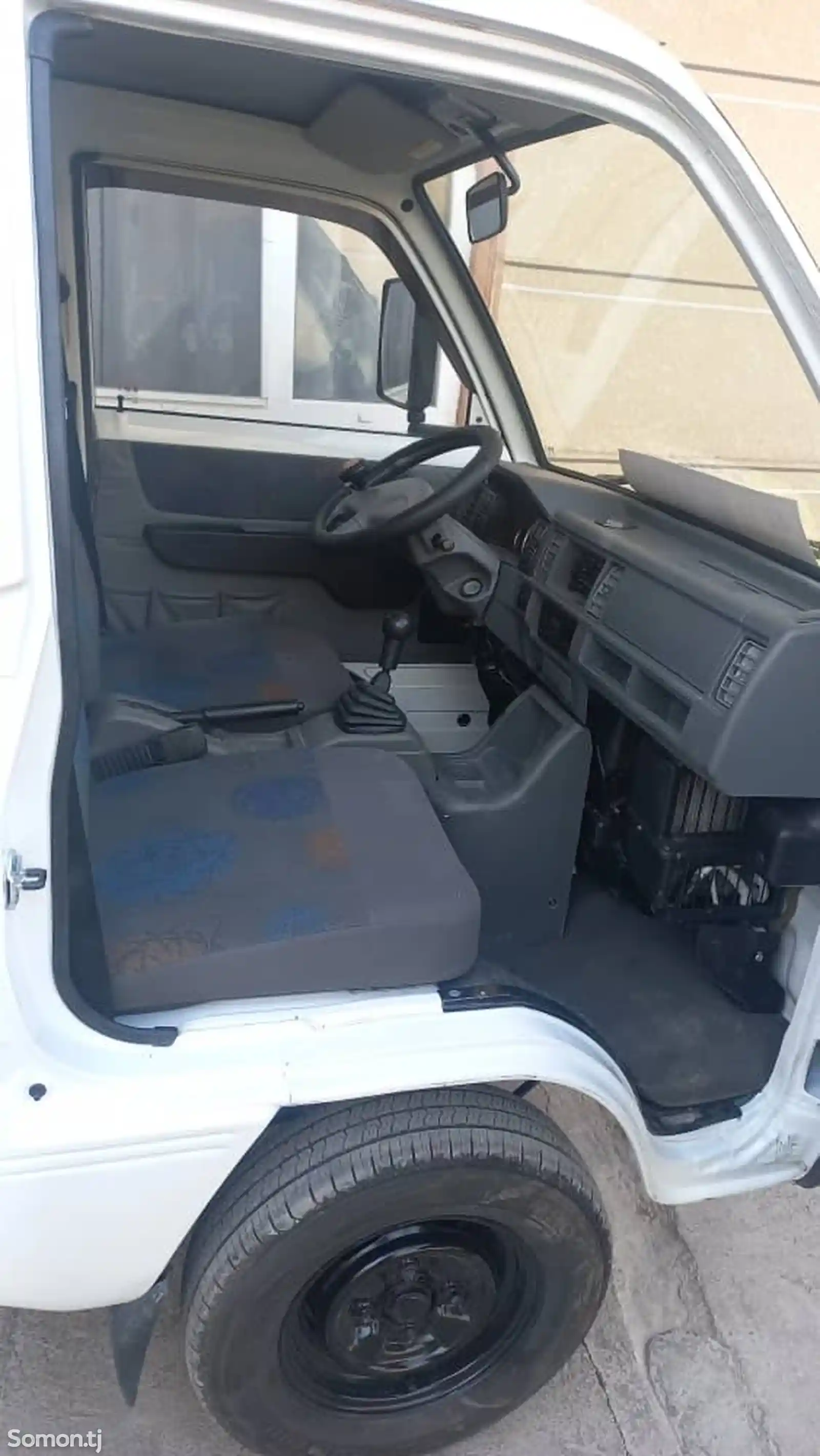 Бортовой автомобиль Daewoo Labo, 2015-3