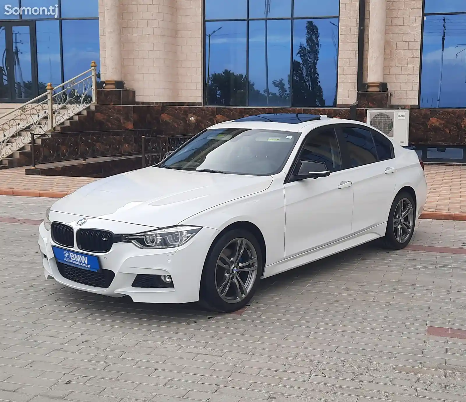 BMW 3 series, 2017-8