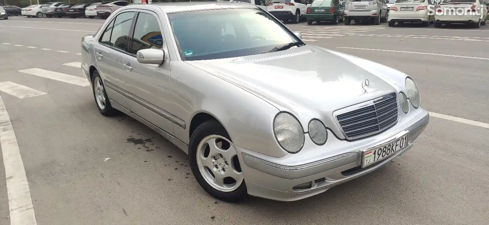 Mercedes-Benz E class, 2000-1