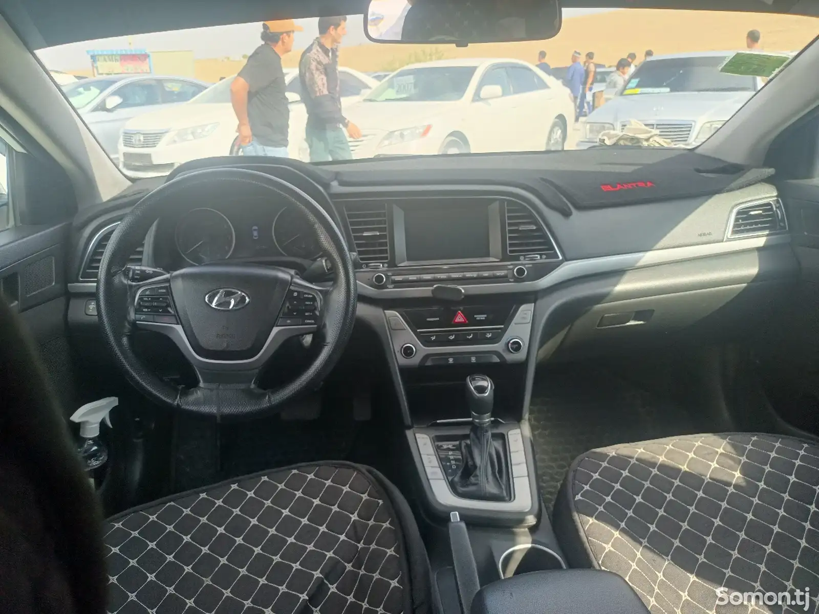 Hyundai Elantra, 2018-6