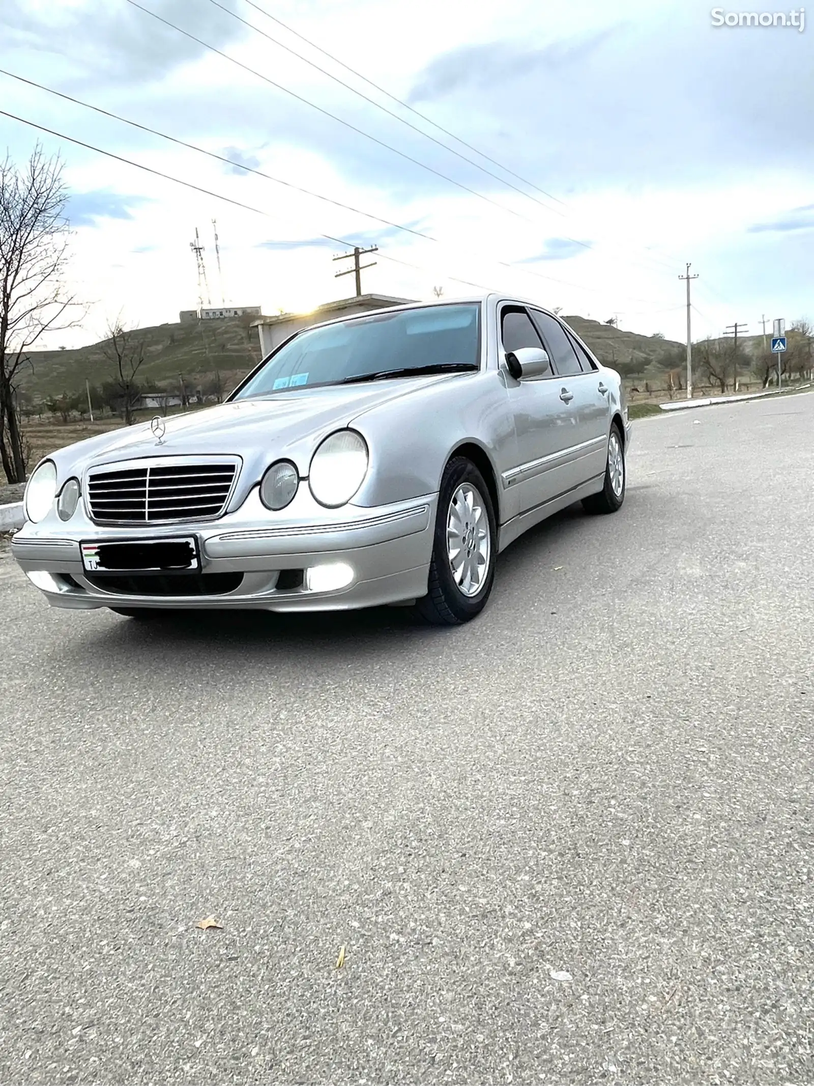 Mercedes-Benz E class, 2000-1