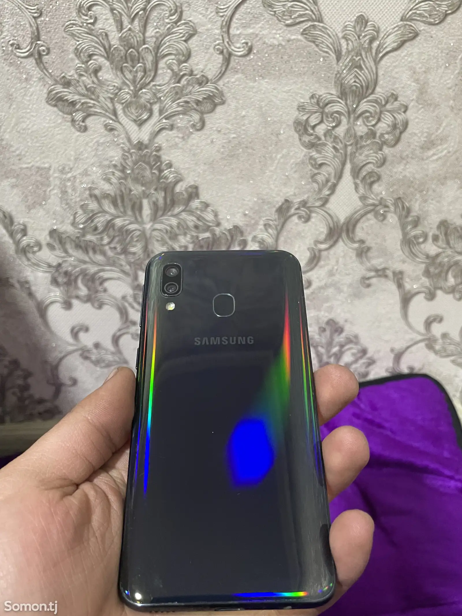 Samsung Galaxy A40-1