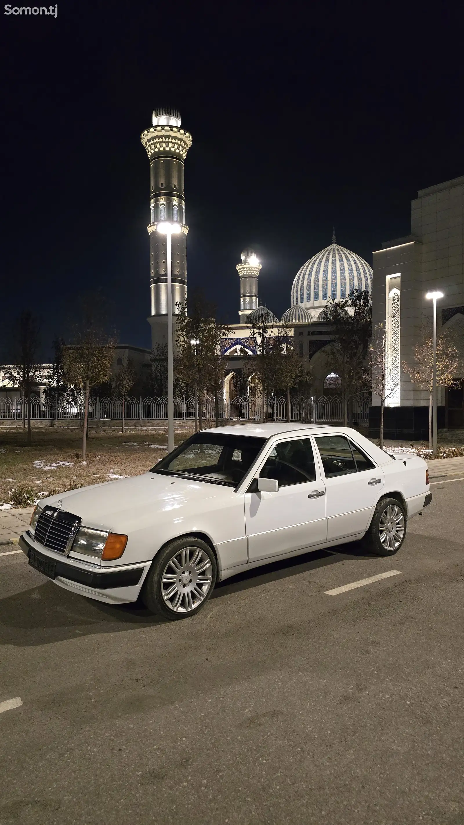 Mercedes-Benz W124, 1989-1