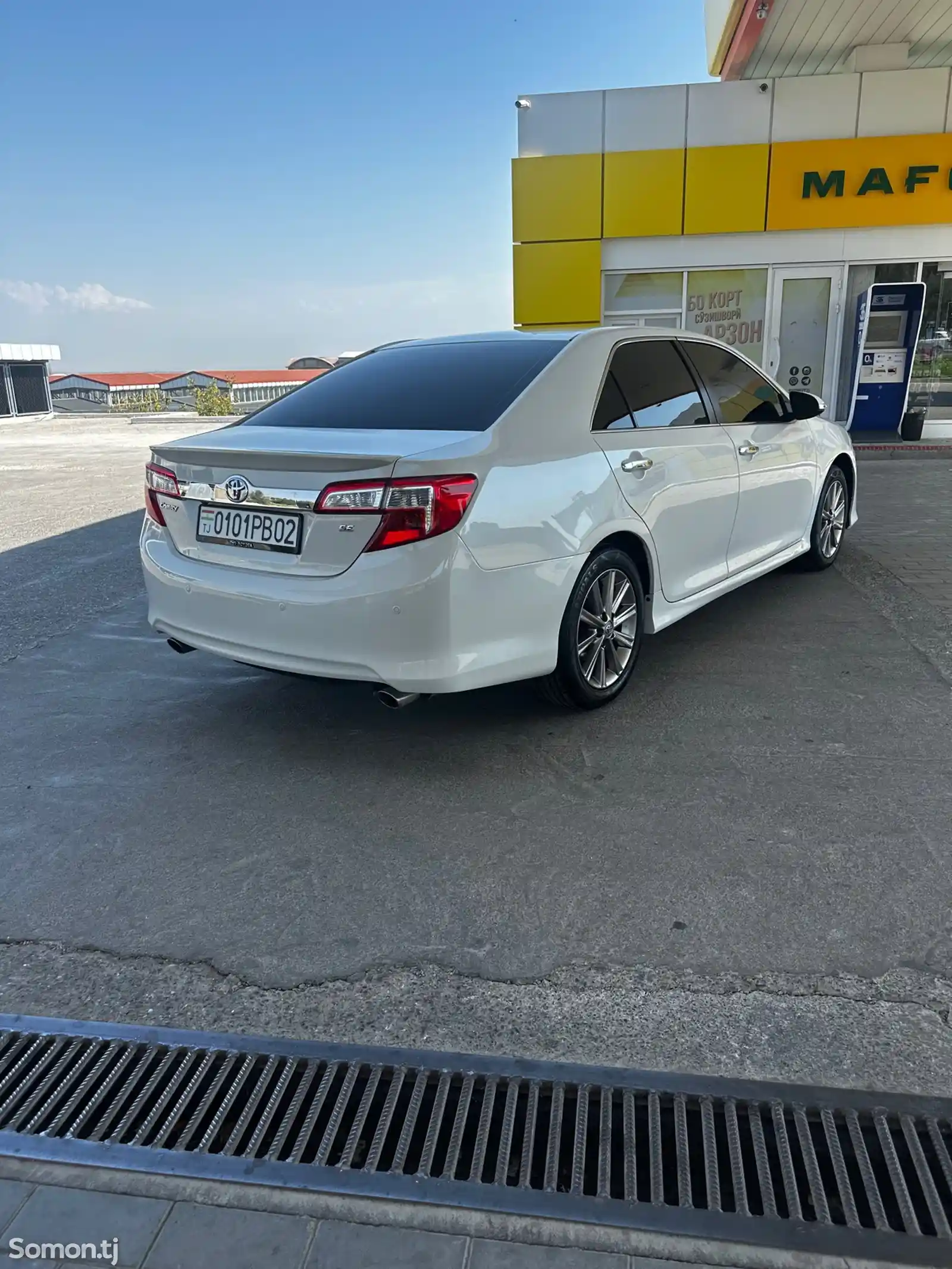 Toyota Camry, 2012-6