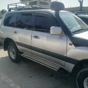 Toyota Land Cruiser, 2004