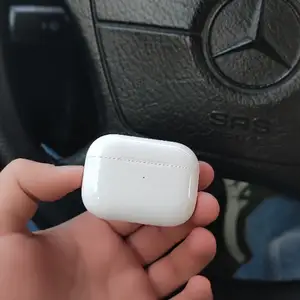 Беспроводные наушники AirPods Pro 2