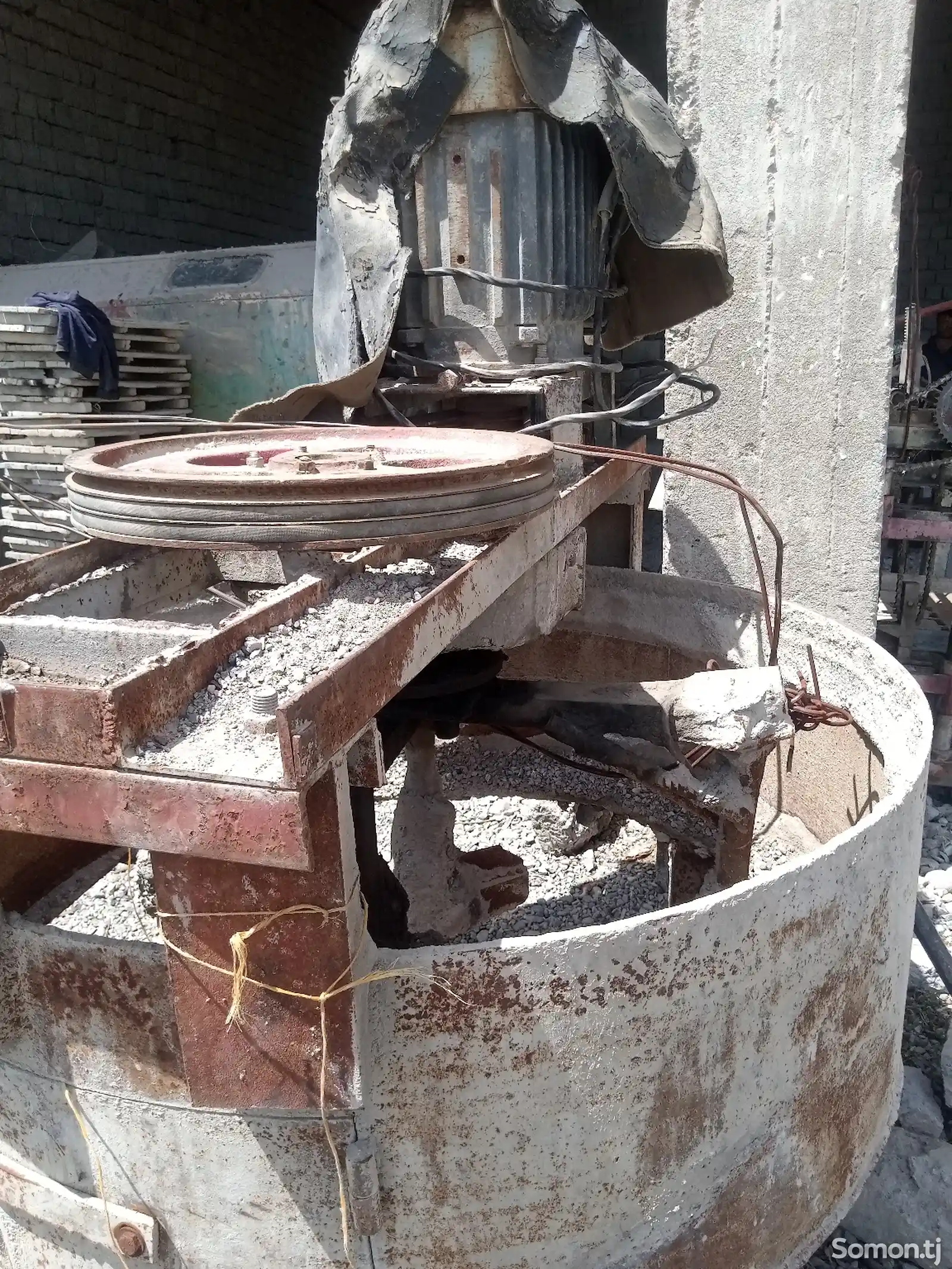 Оборудование по производству цементблока-1