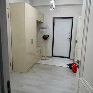 2-комн. квартира, 12 этаж, 70м², Цирк