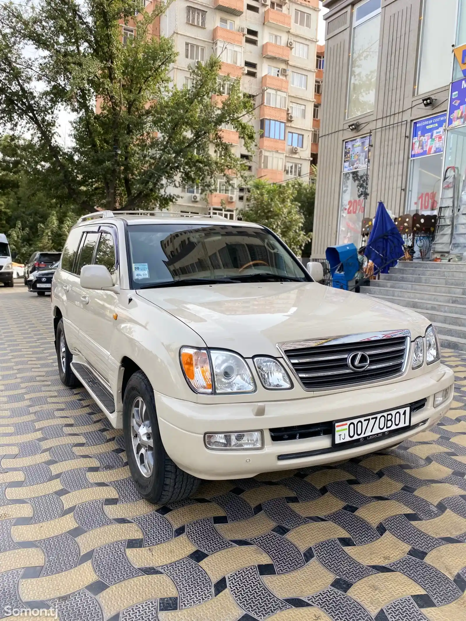 Lexus LX series, 2008-1