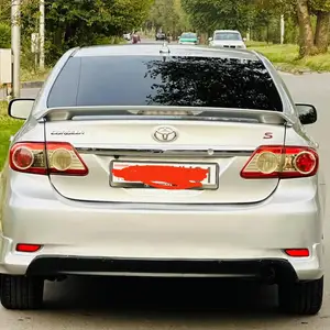 Toyota Corolla, 2011