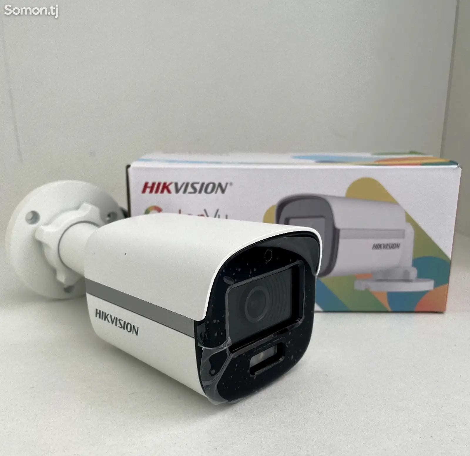 Аналоговая камера Hikvision DS-2CE10DFOT-PF