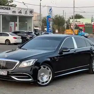 Mercedes-Benz S class, 2012