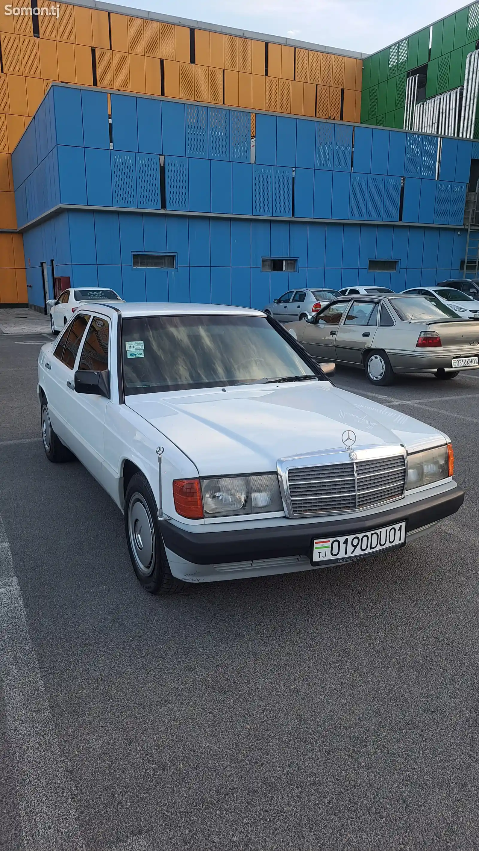 Mercedes-Benz W201, 1990-10