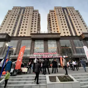 3-комн. квартира, 7 этаж, 94 м², 92мкр