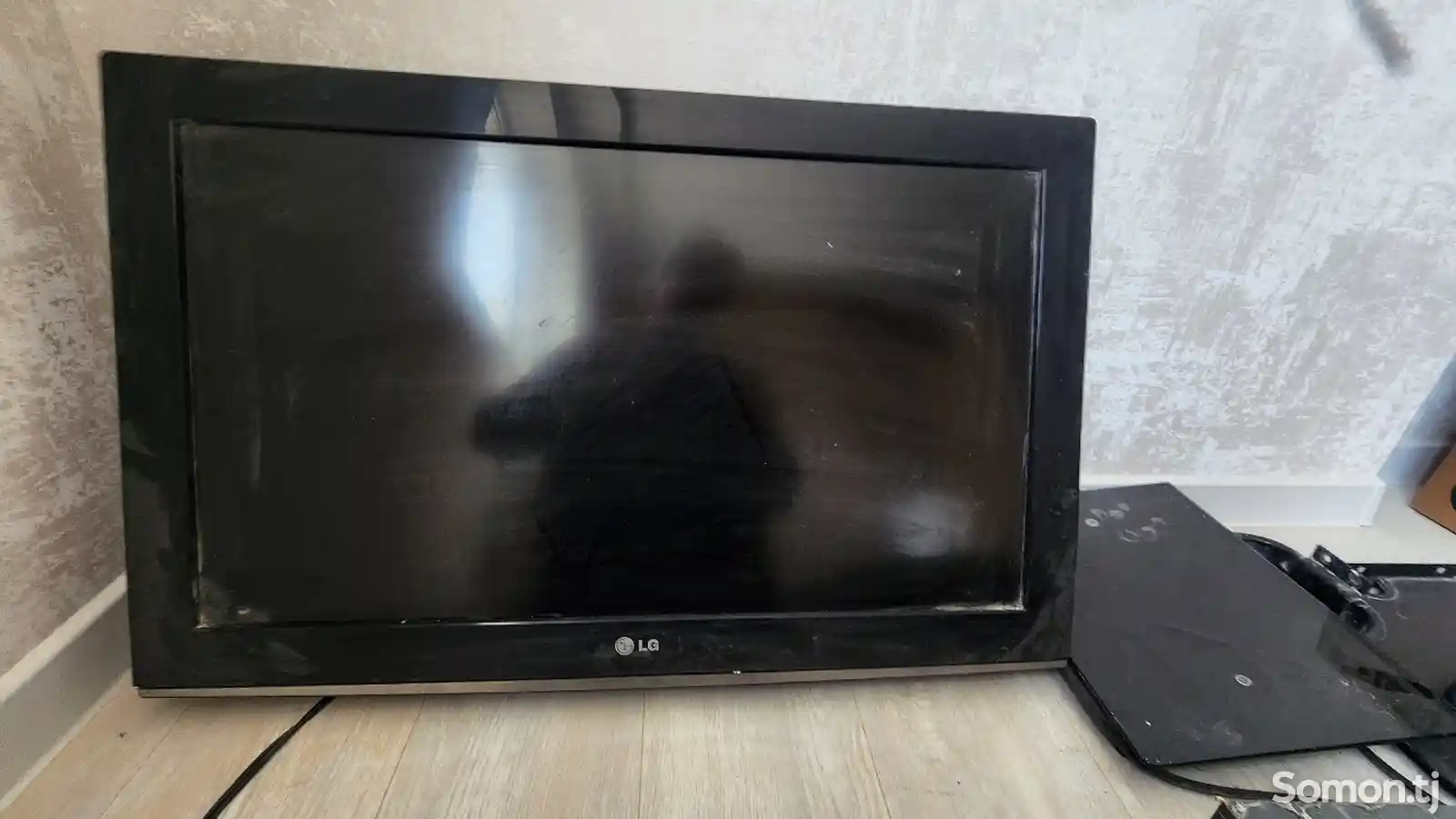 Телевизор LG-2