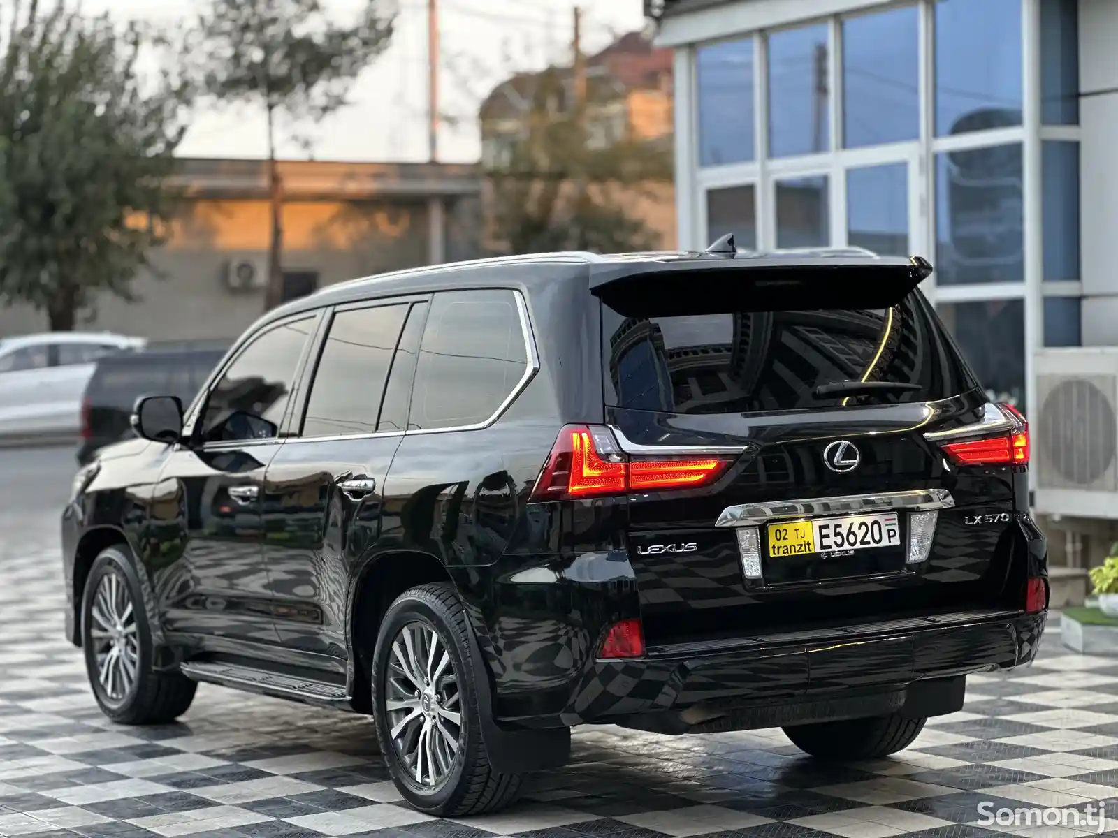 Lexus LX series, 2017-4