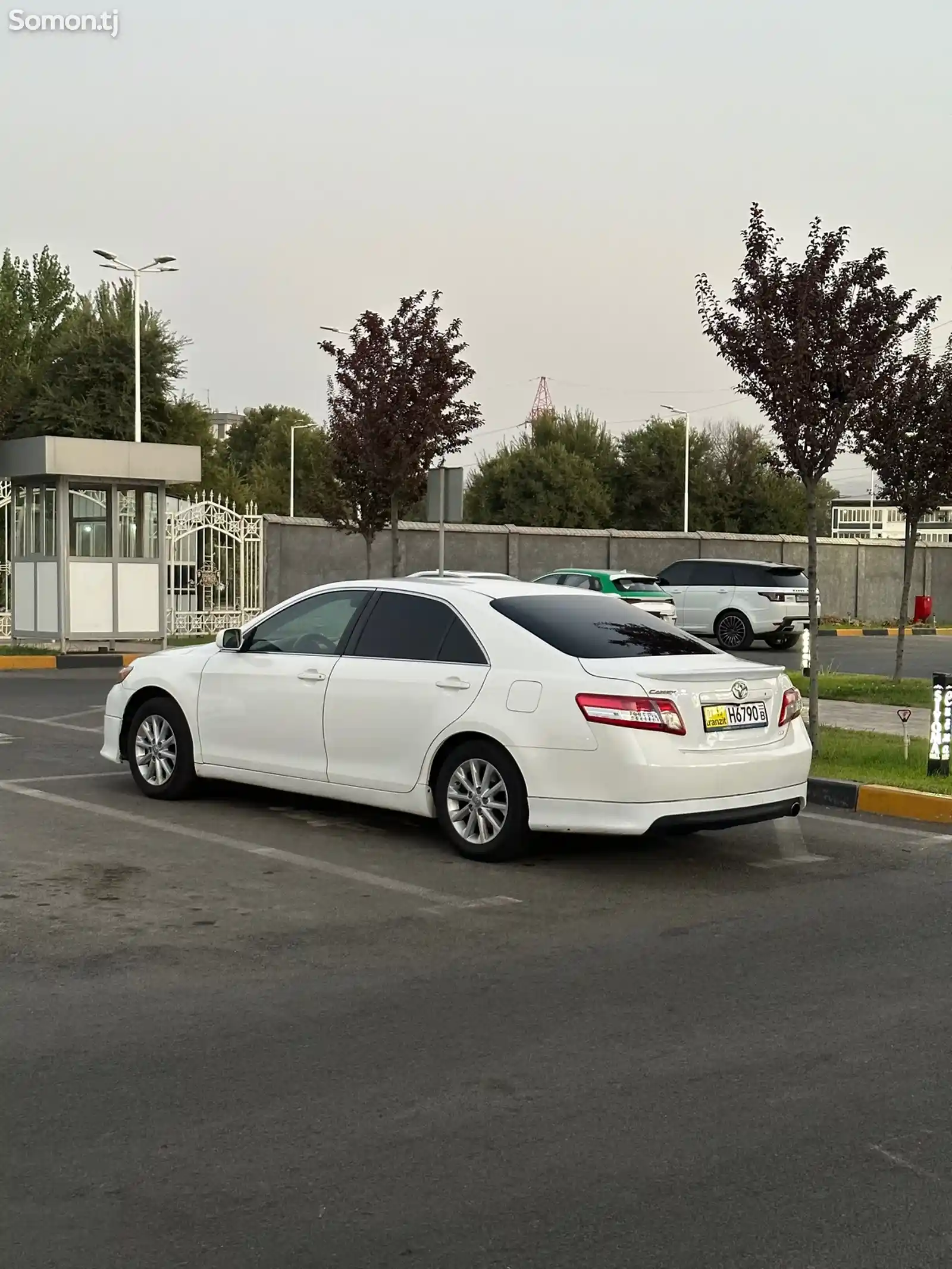 Toyota Camry, 2011-1