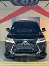 Lexus LX series, 2017-2