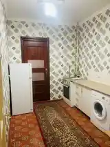 3-комн. квартира, 2 этаж, 90м², 101мкр-5