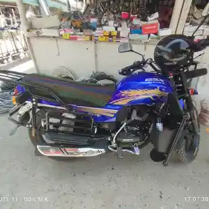 Мотоцикл GSX SUZUKI