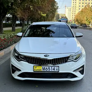 Kia Optima, 2020