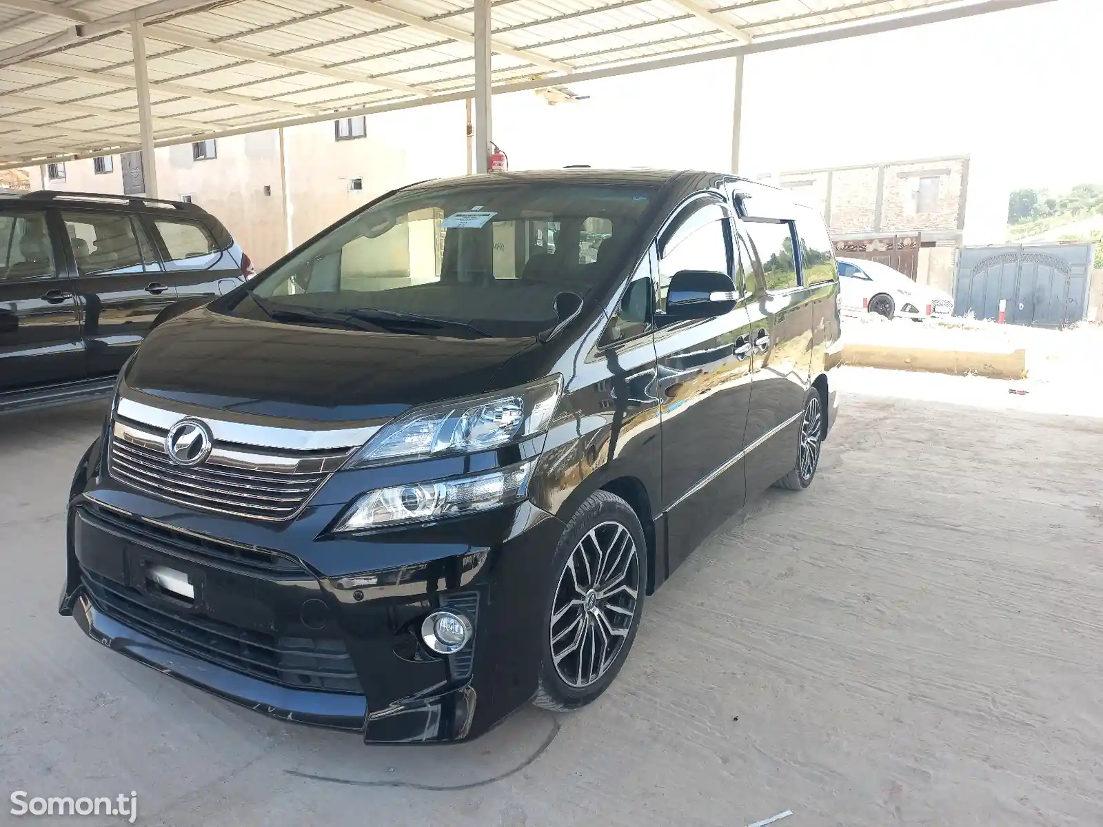 Toyota Vellfire, 2014-11