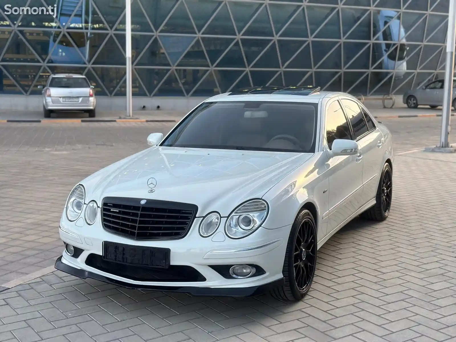 Mercedes-Benz E class, 2009-1