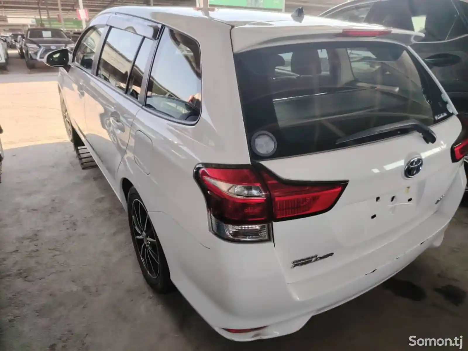 Toyota Fielder, 2015-7