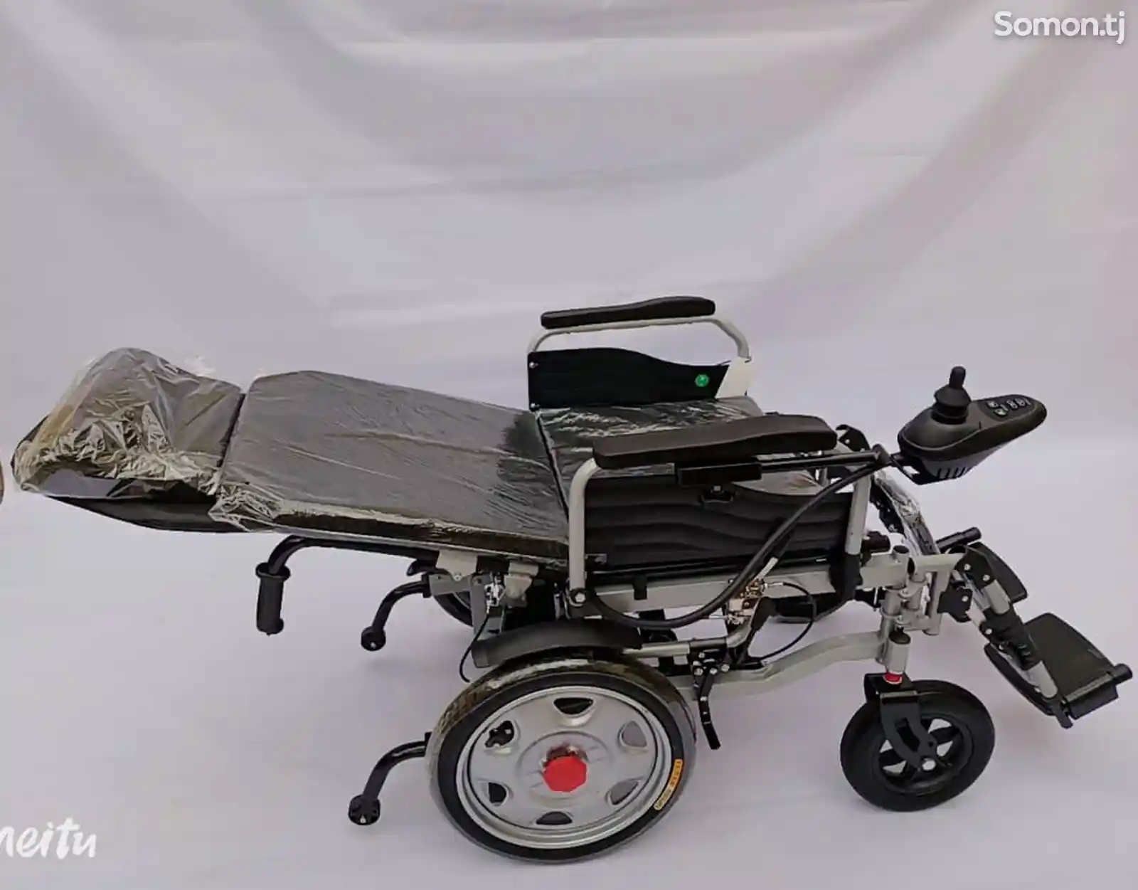 Электронная инвалидная коляска-4