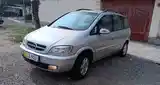 Opel Zafira, 2000-2